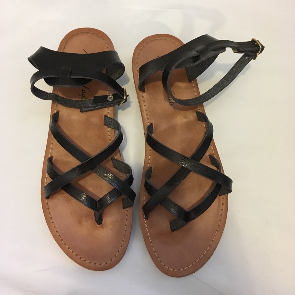 🍂American eagle sandals by Payless🍂 - Picture 2 of 5
